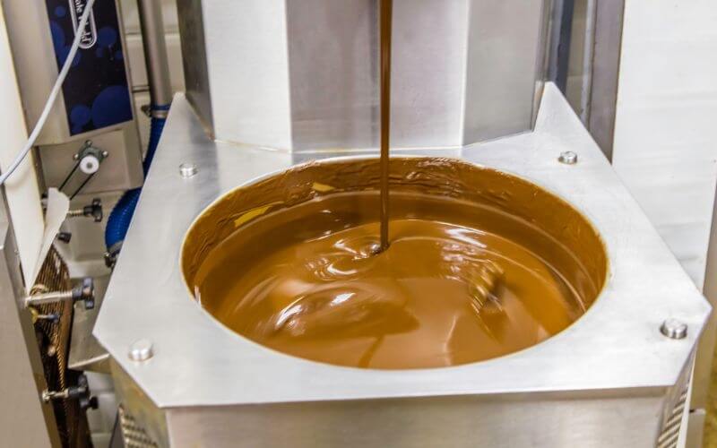 The process from cocoa beans to chocolate