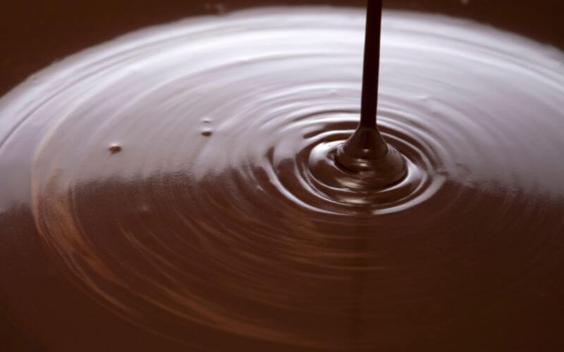 making chocolate from cocoa beans